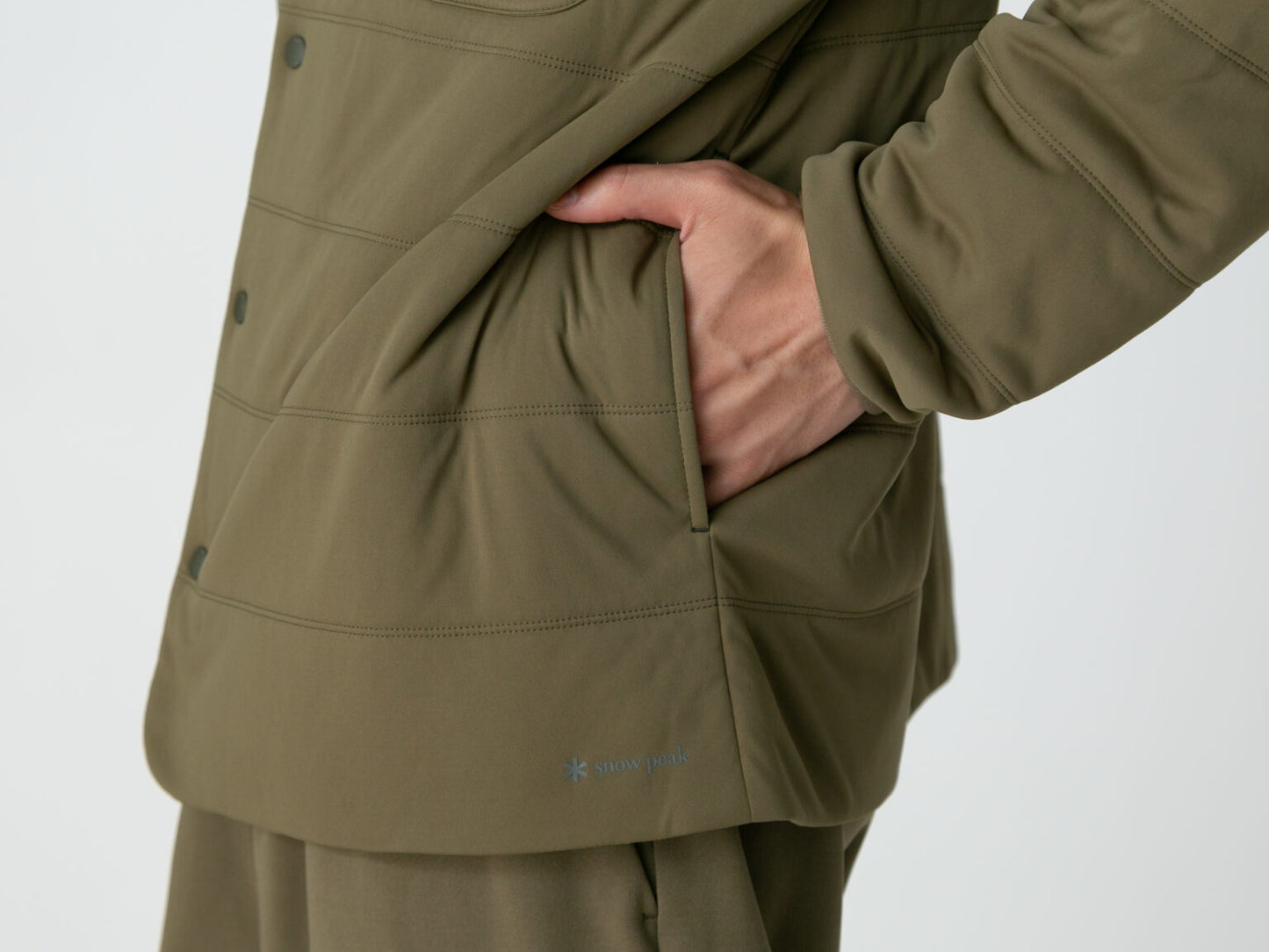 SNOW PEAK FLEXIBLE INSULATED CARDIGAN - IVORY