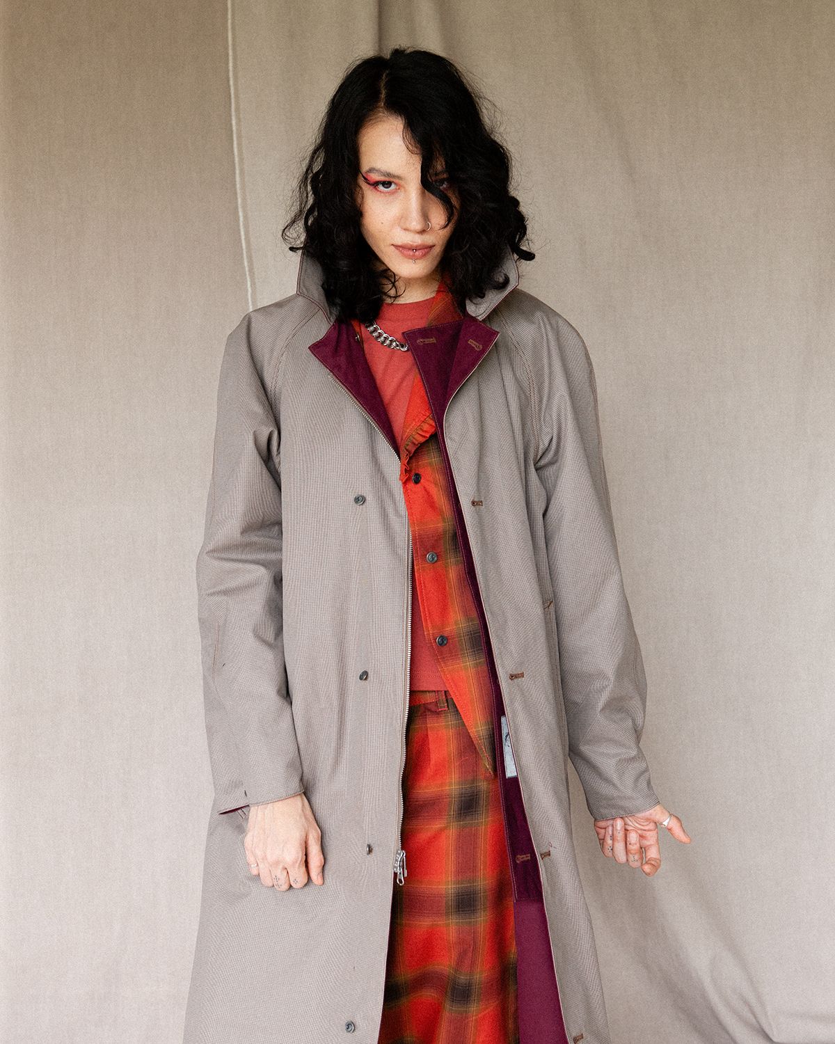 W'MENSWEAR REVERSIBLE CYCLING TRENCH - BURGUNDY