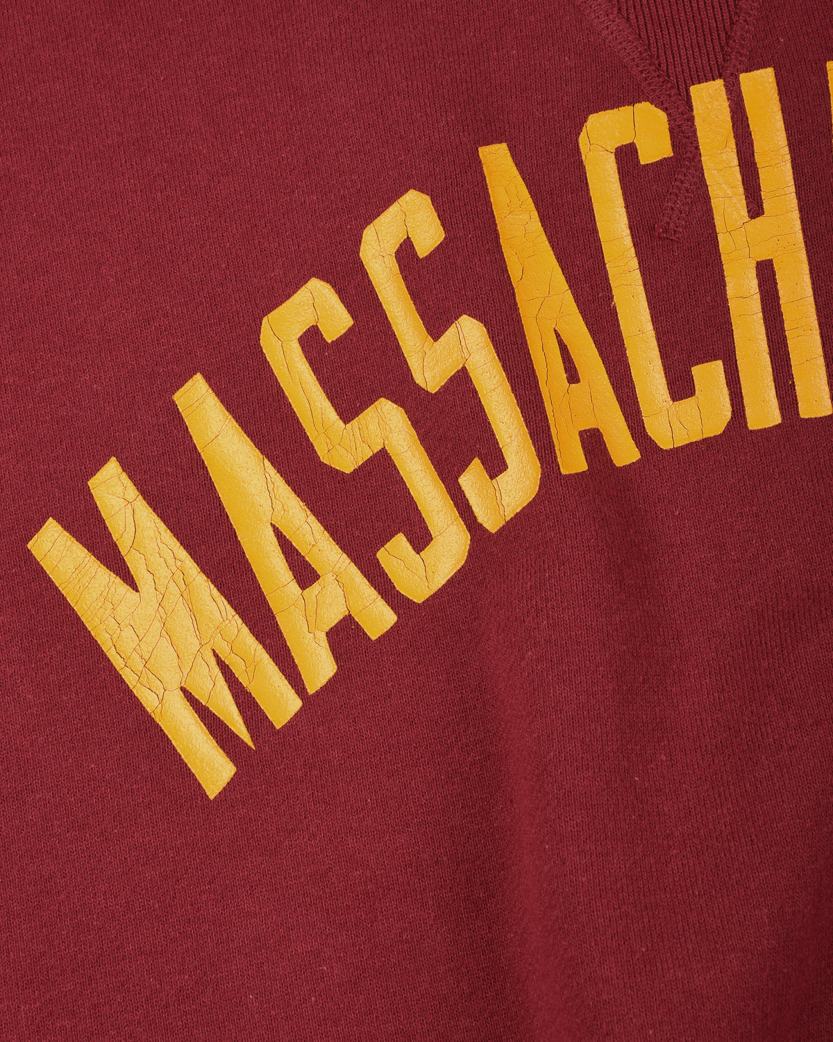 WHITESVILLE MASSACHUSETTS S/S SWEAT W/ PRINT - WINE