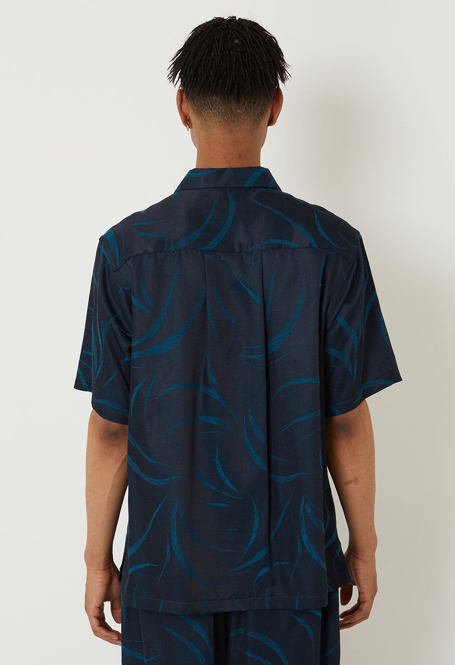 BLUE BLUE JAPAN MEBUKI SATIN OPEN COLLAR SS SHIRT - DARK NAVY