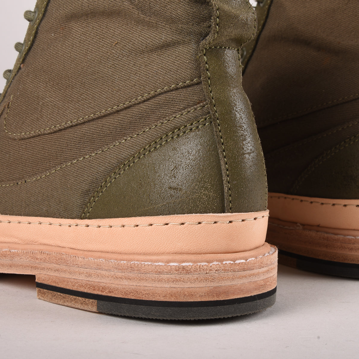 reCONSTRUCTED by SAMUEL FALZONE - 2011 NIKE HIKER - OLIVE/ VEG TAN