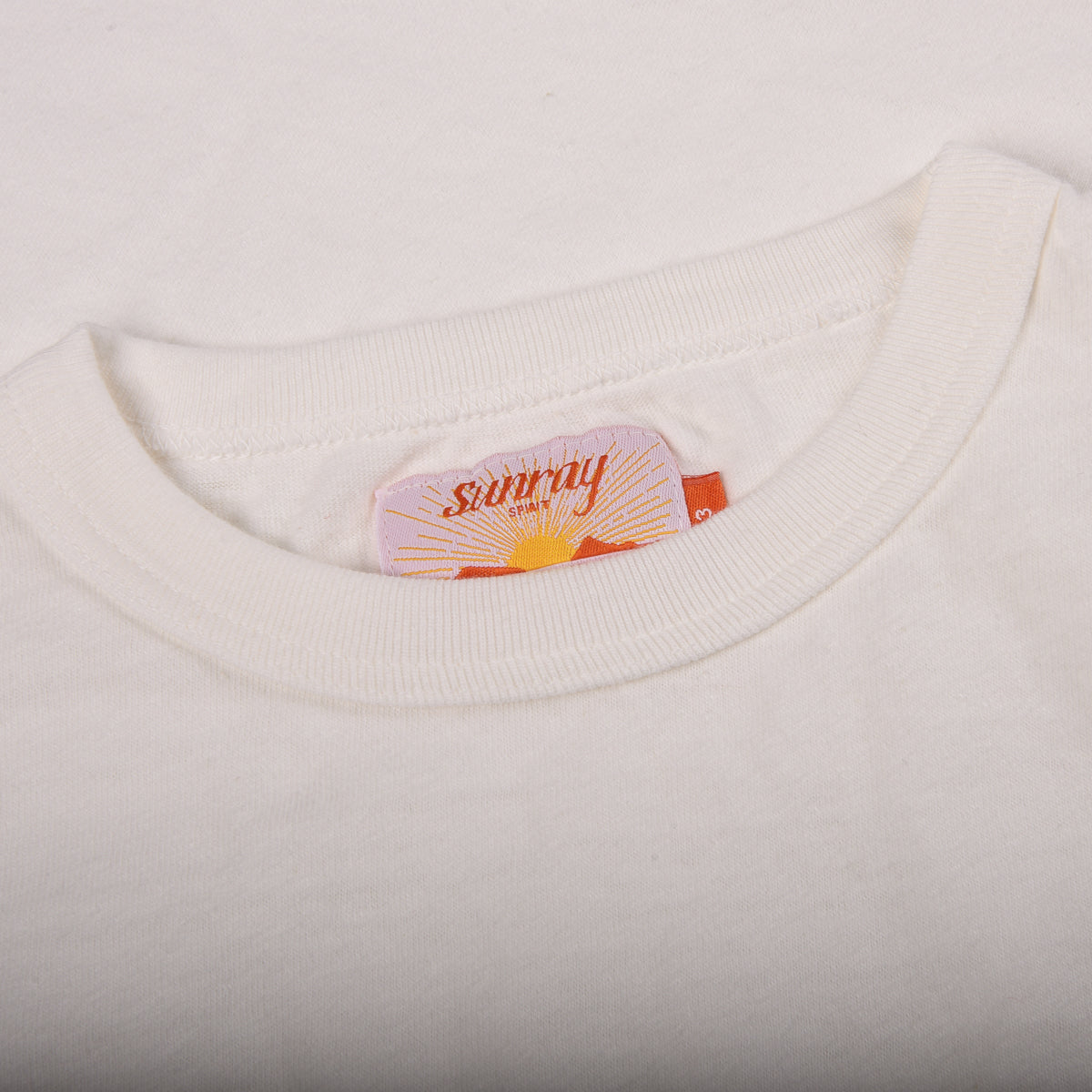 SUNRAY SPIRIT NA'MAKA'OH SS TSHIRT - OFF WHITE