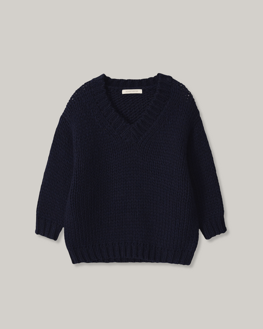 NOTHING WRITTEN WIDE V-NECK SWEATER - NAVY