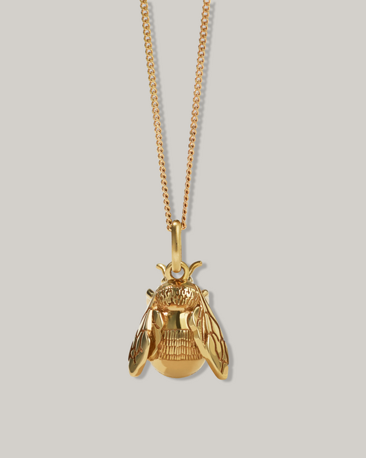MEADOWLARK BEE CHARM NECKLACE - 23K GOLD PLATED
