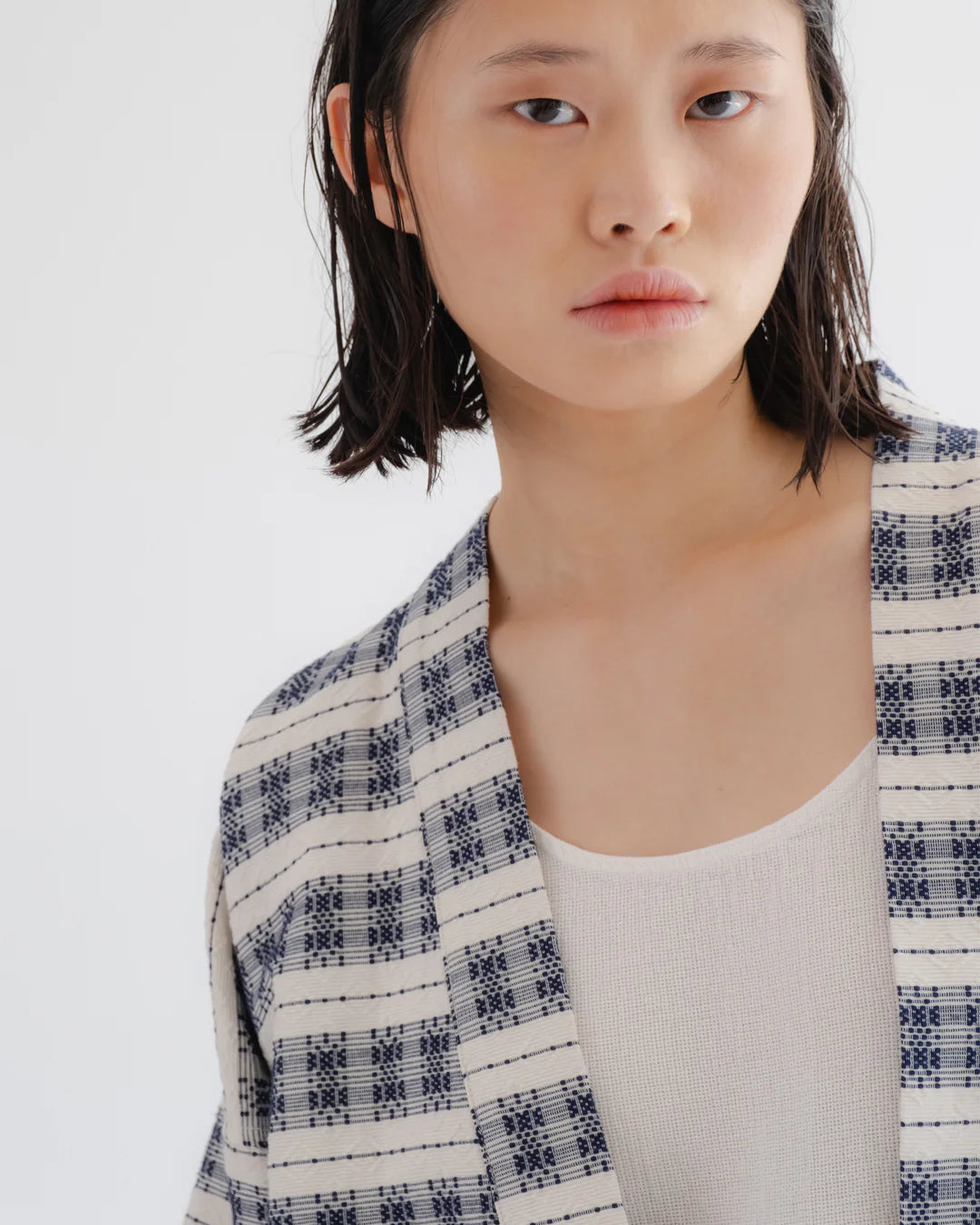 GIRLS OF DUST KIMONO - BELDI JACQUARD - OFF WHITE/ BLUE