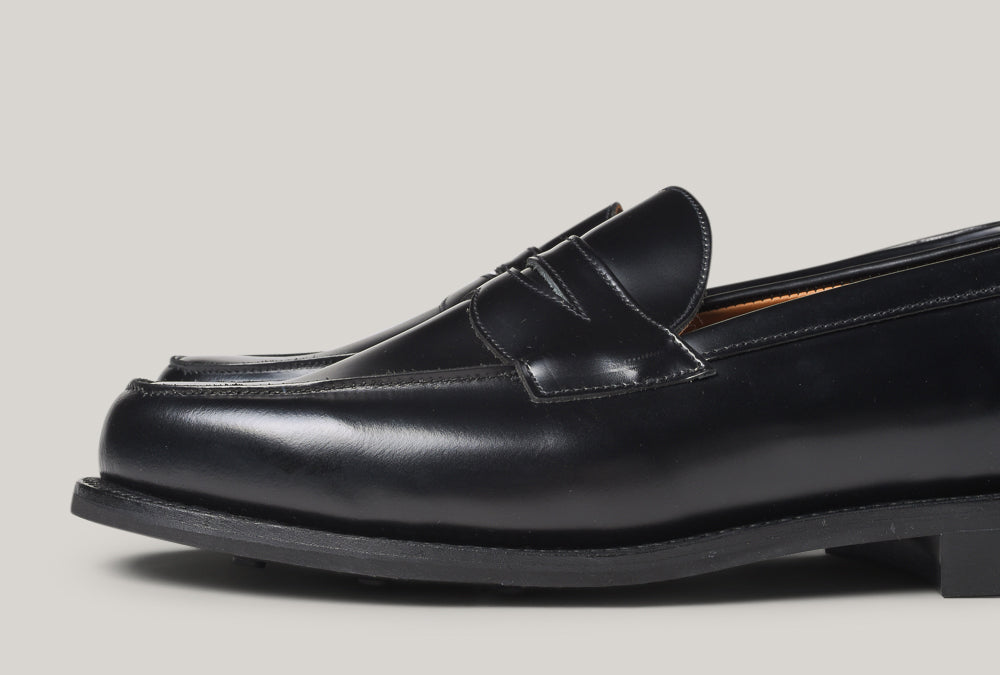 SANDERS BUTTSEAM APRON PENNY LOAFER - BLACK