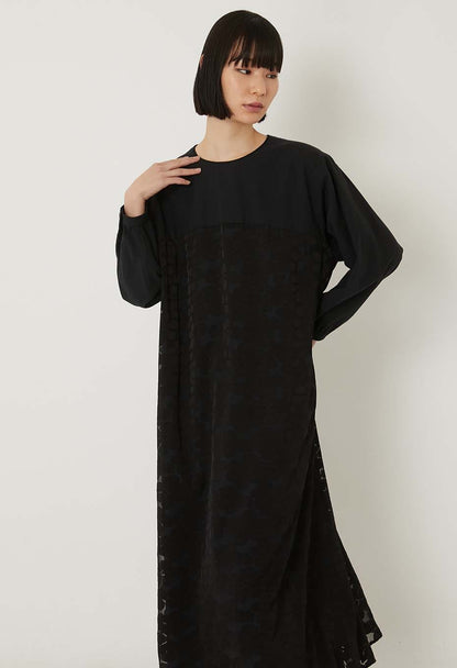 BLUE BLUE JAPAN OPENWORK PATTERN PULLOVER DRESS - BLACK