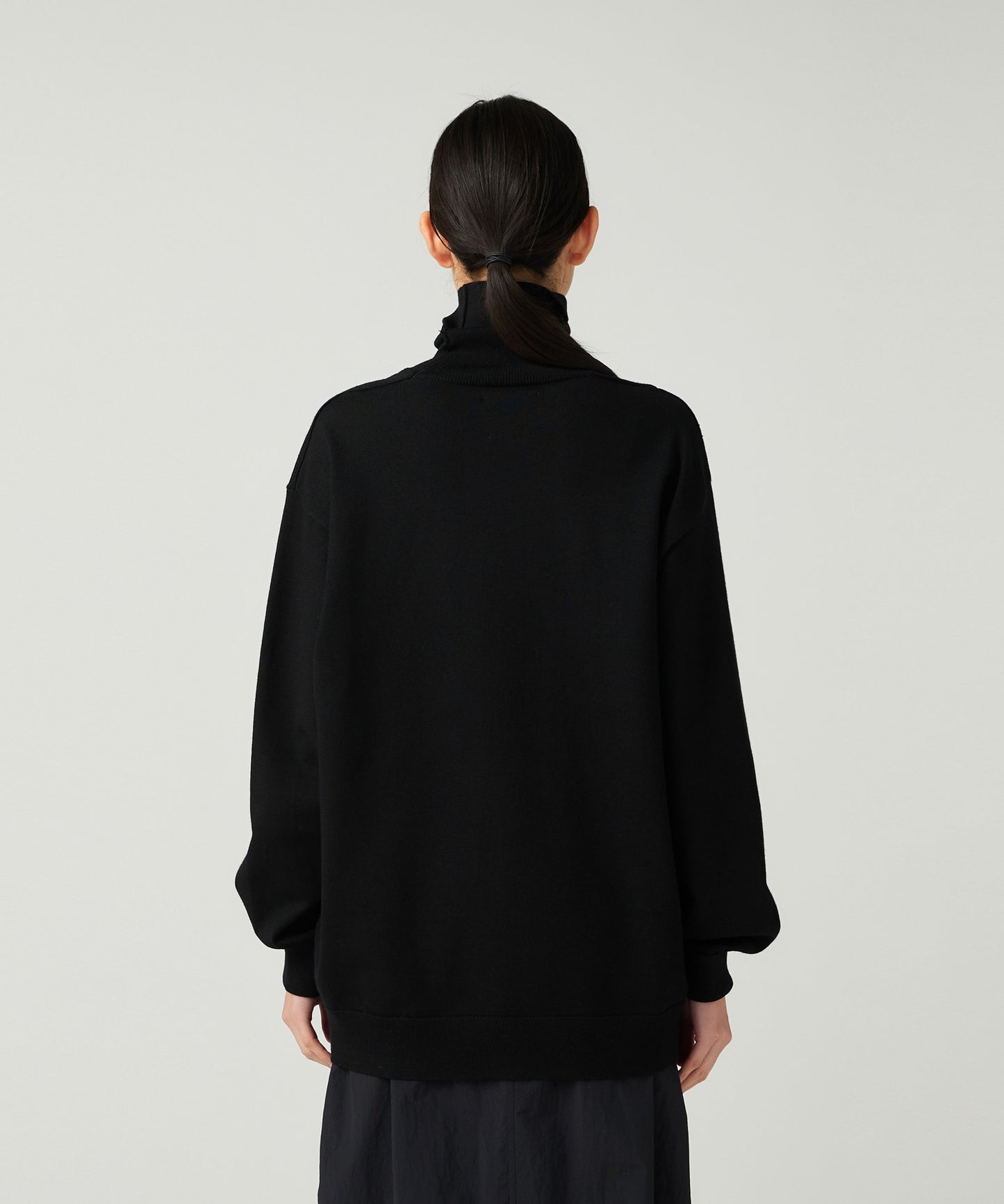 SNOW PEAK WASHABLE WOOL TURTLENECK KNIT - BLACK