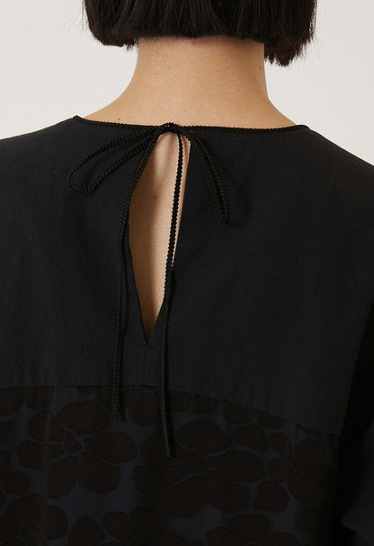 BLUE BLUE JAPAN OPENWORK PATTERN PULLOVER DRESS - BLACK