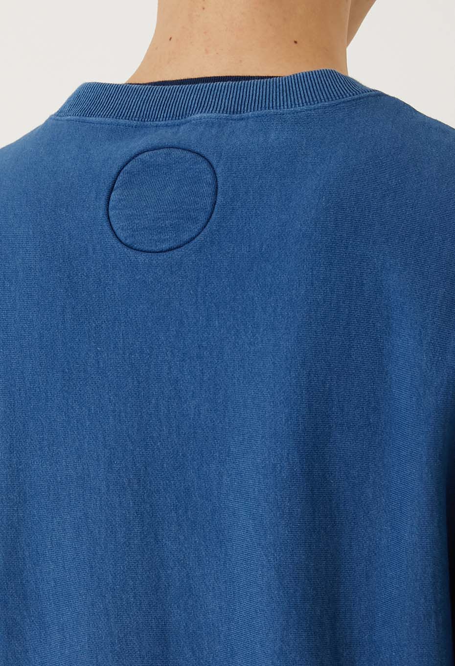 BLUE BLUE JAPAN KNITTED ORGANIC COTTON SWEAT HAND DYED CREW NECK PULLOVER - INDIGO