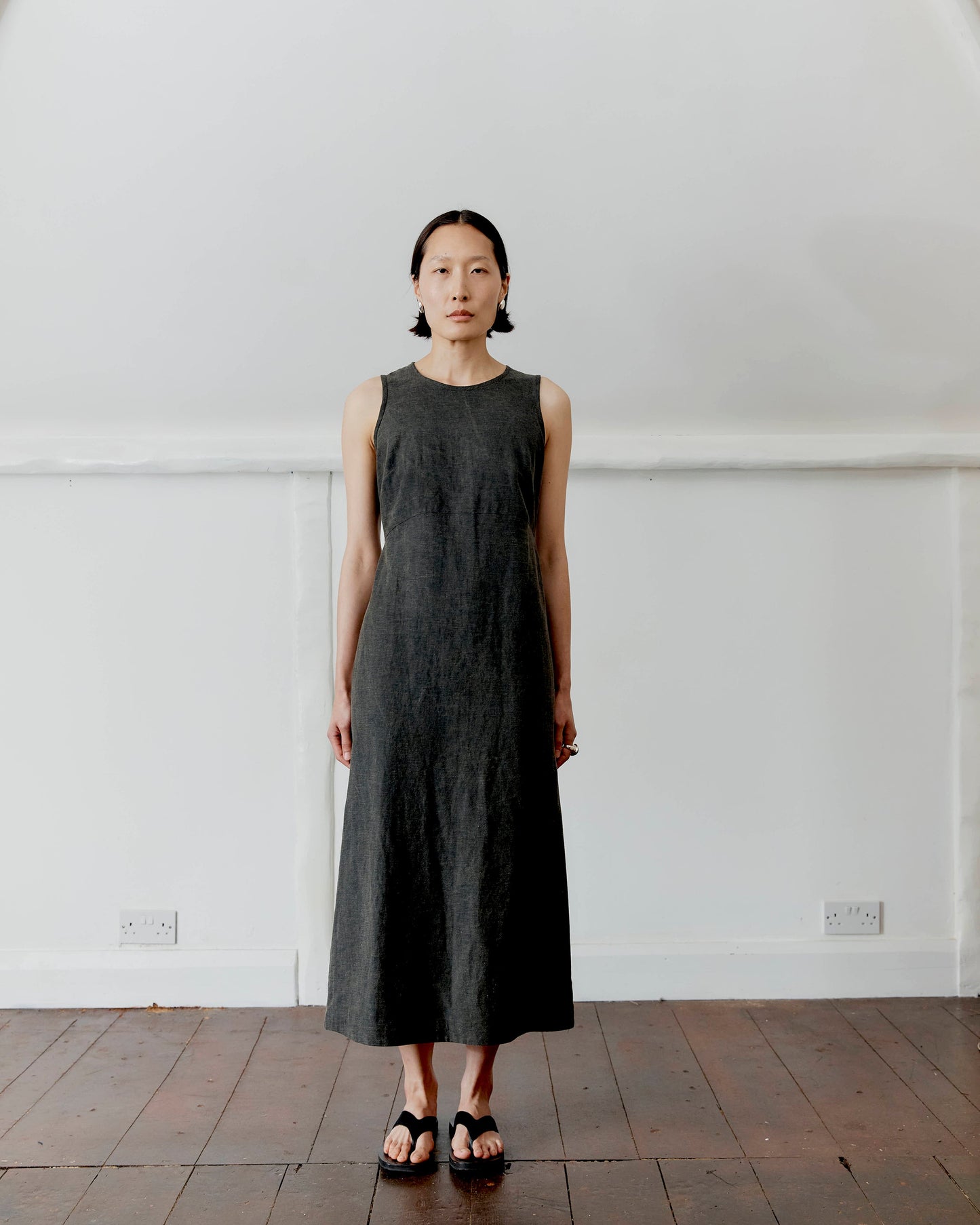 CAWLEY JAPANESE COTTON LINEN DYED BACK ERIKA DRESS - BLACK