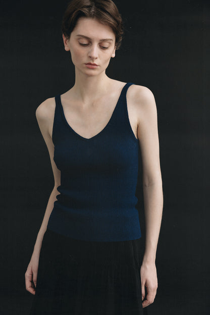 NOTHING WRITTEN HAZE V-NECK SLEEVELESS - NAVY