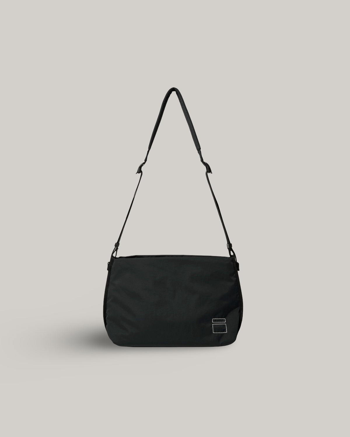 BLANKOF BELLOWS BAG 15 - (M) - BLACK