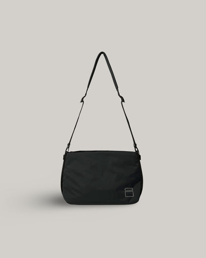 BLANKOF BELLOWS BAG 15 - (M) - BLACK