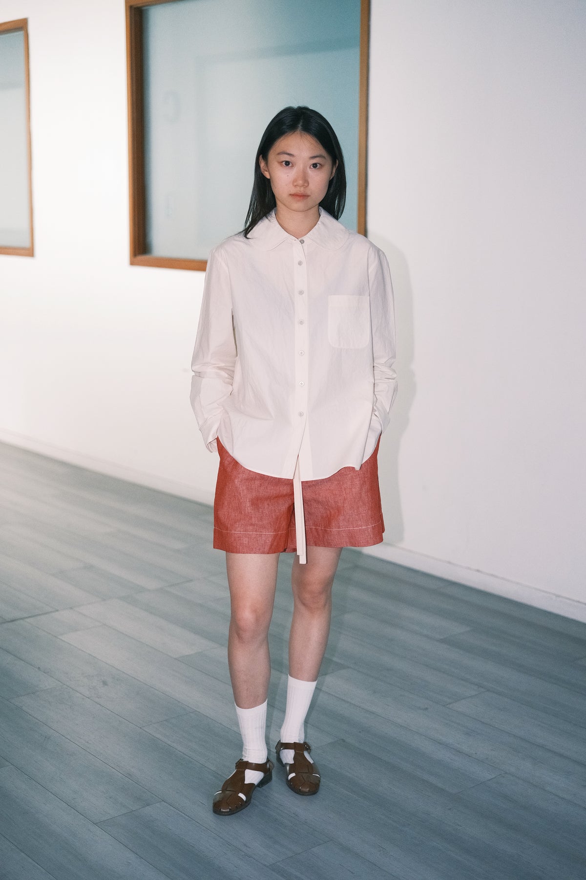 WORK WORKS WOMEN'S ROUND COLLAR SHIRT - CREAM