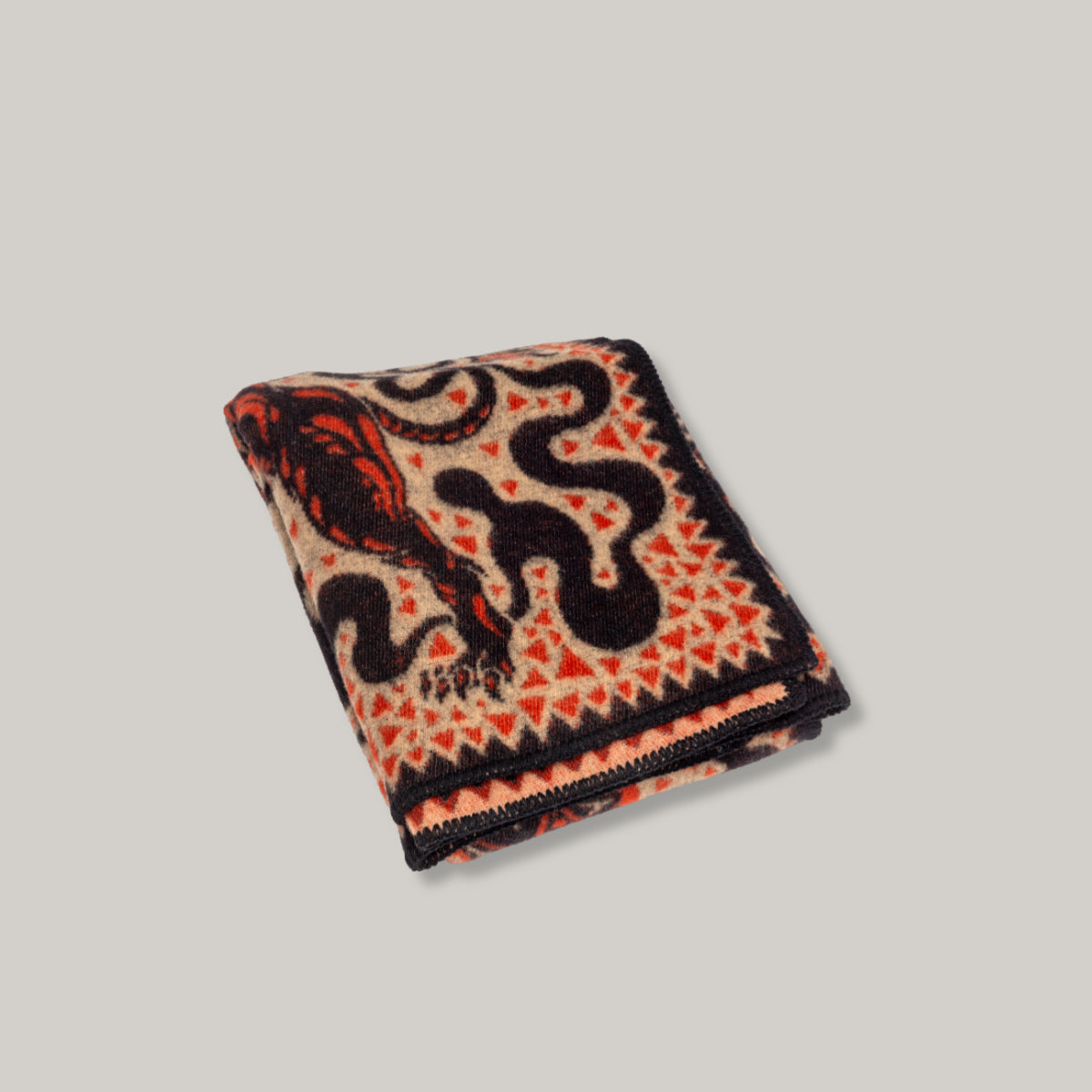 INDIGOFERA x IRON HEART WOOL BLANKET - BLACK/ RED/ BEIGE