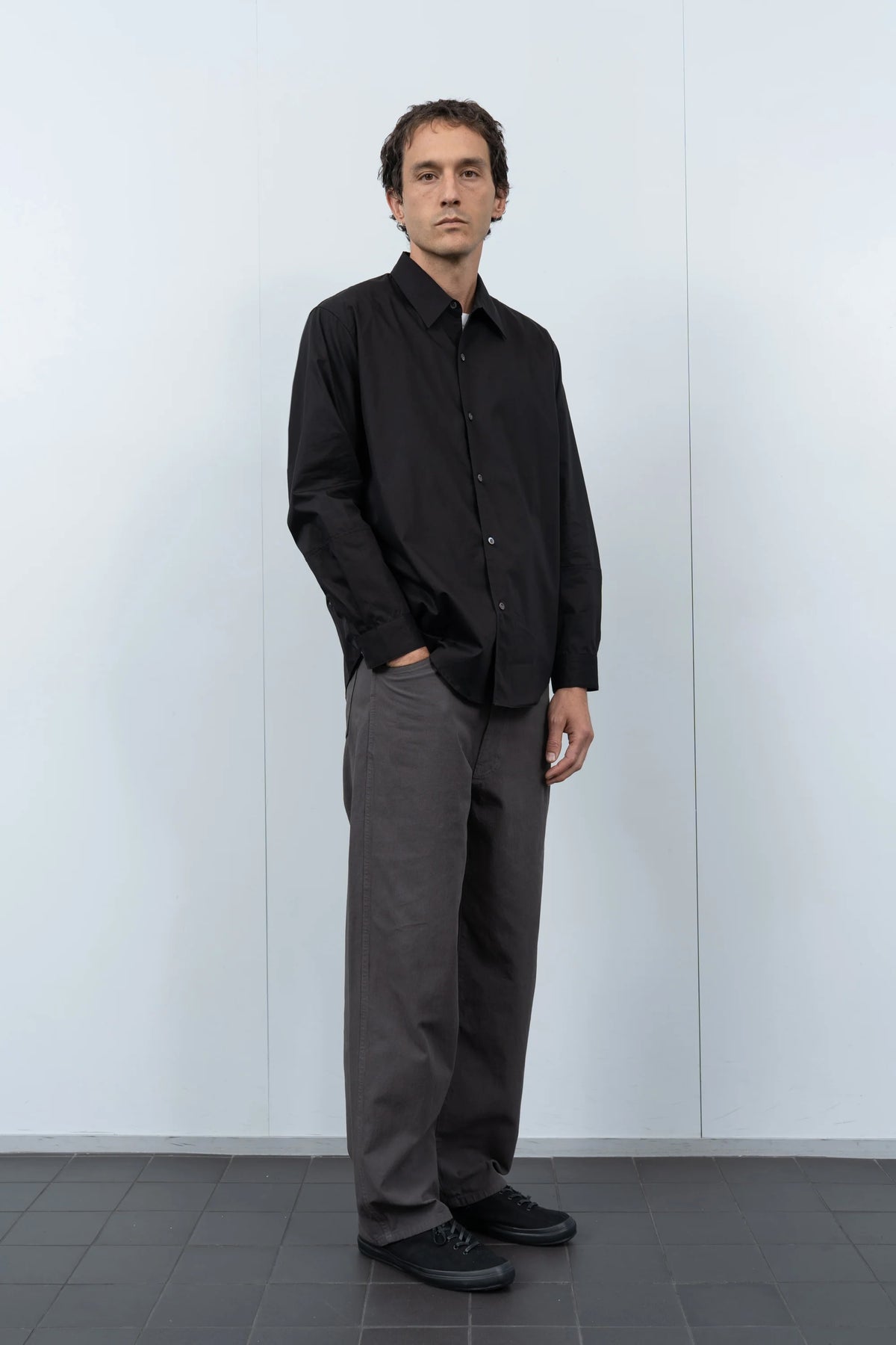 LADY WHITE CO. LYNN L/S SHIRT - BLACK