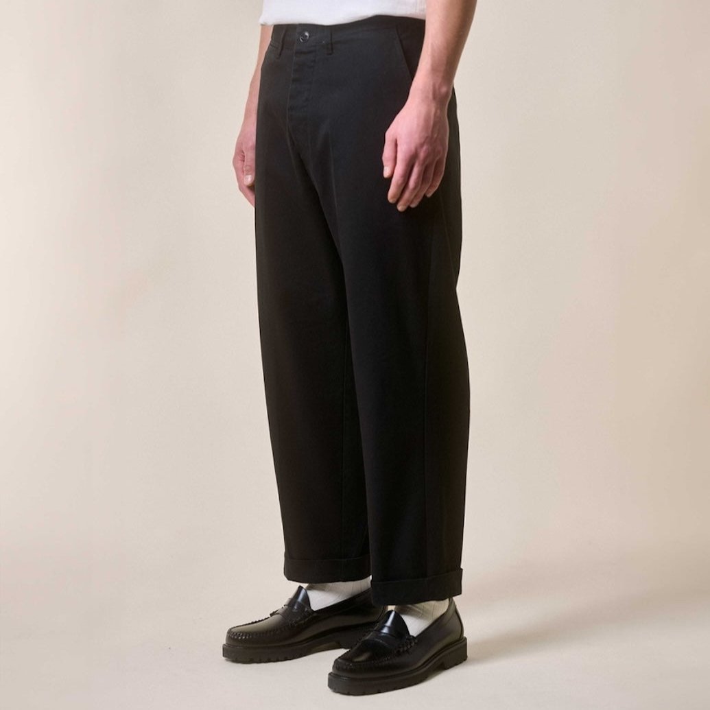 MERZ B SCHWANEN CHINO 01 TROUSER - DEEP BLACK