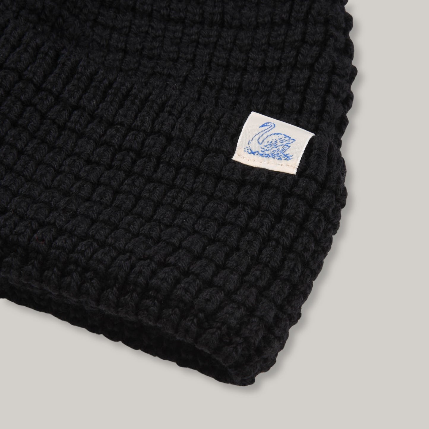 MERZ B. SCHWANEN WAFFLE STRUCTURE STURDY BEANIE - DEEP BLACK