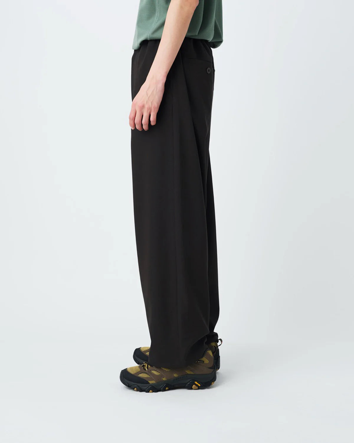 SNOW PEAK RELAX DRY WIDE PANTS - BROWN