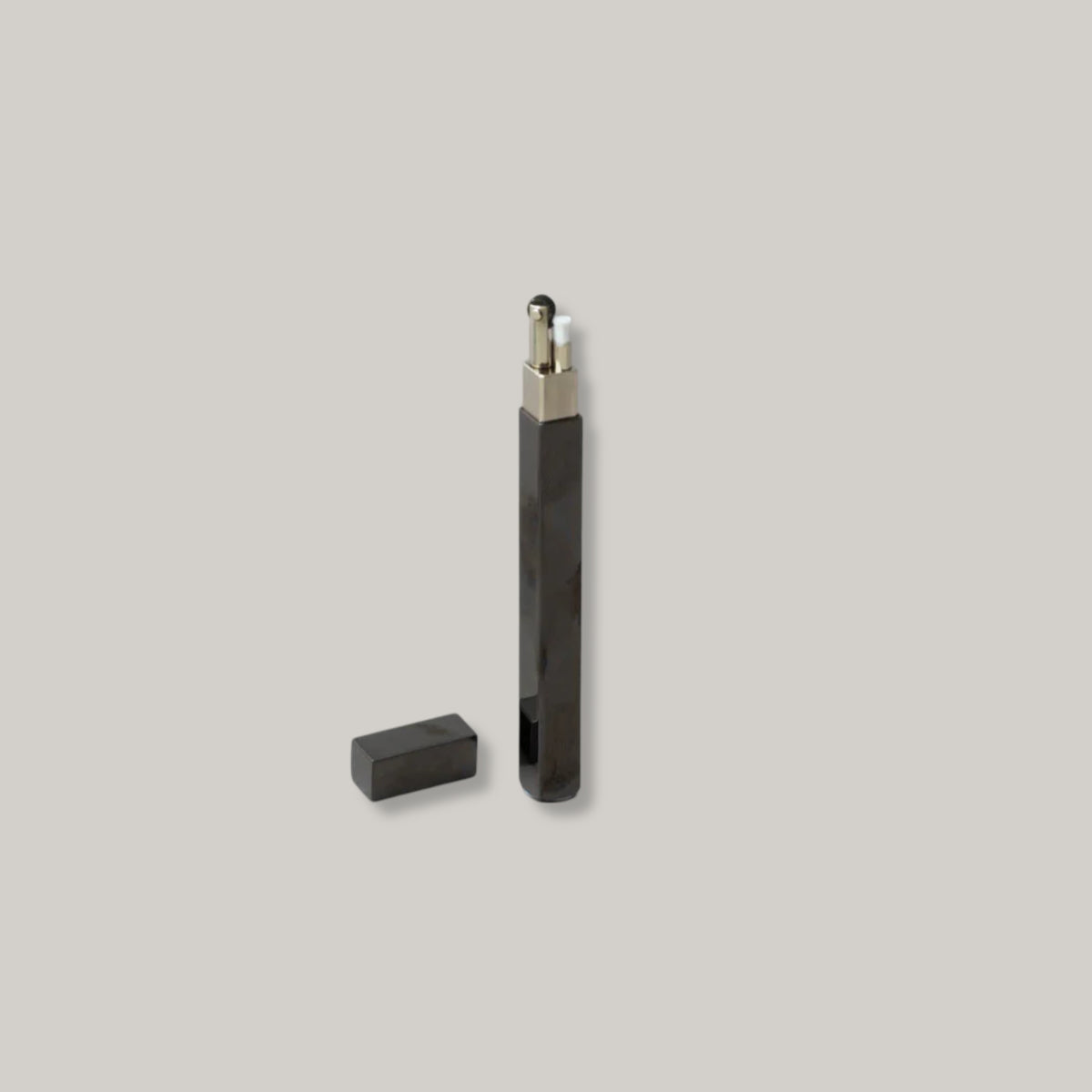 TSUBOTA PEARL - QUEUE BLACK NICKEL PETROL LIGHTER