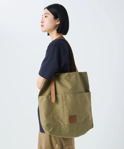 SNOW PEAK MIDDLE HAND BAG - LIGHT OLIVE