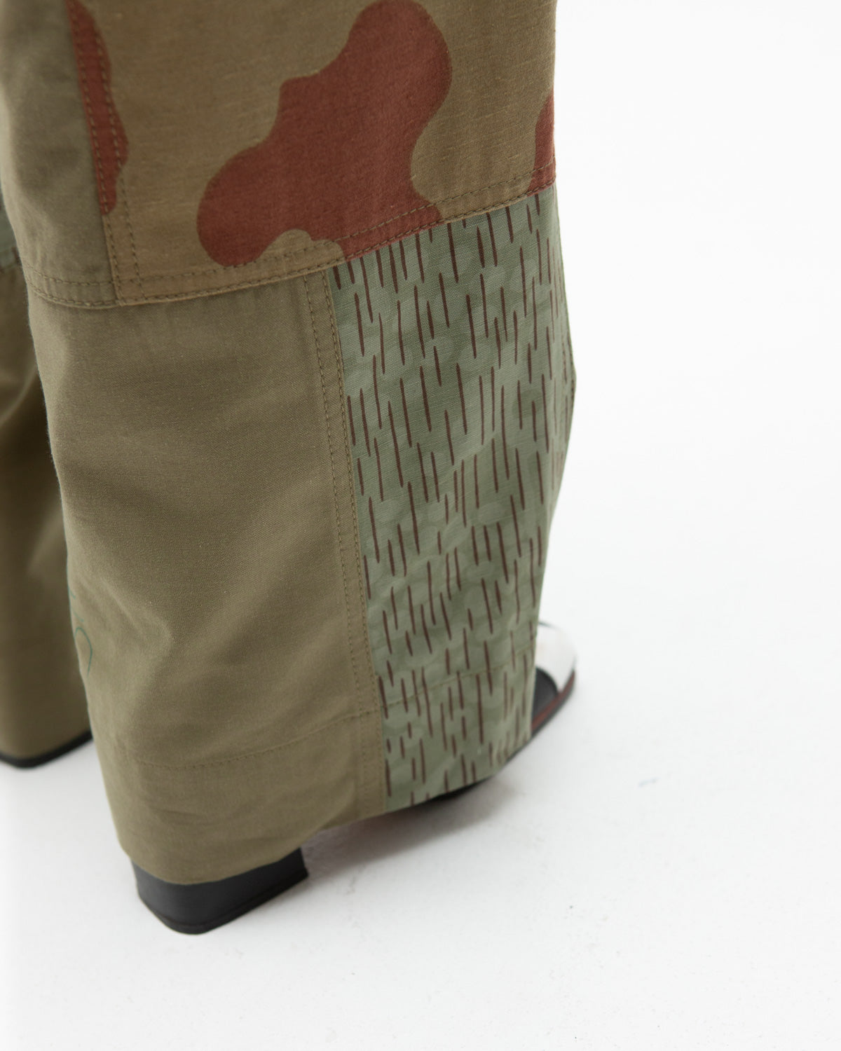 GOOD OL WHATS-HER-FACE BY W'MENSWEAR UNISEX FREEDOM FLIGHT TROUSER - ARMY CAMO