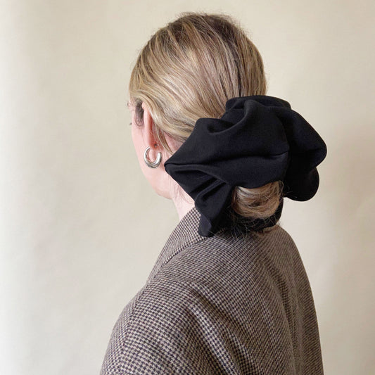 A BRONZE AGE - SILK SCRUNCHIE - BLACK