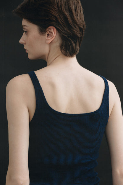 NOTHING WRITTEN HAZE V-NECK SLEEVELESS - NAVY