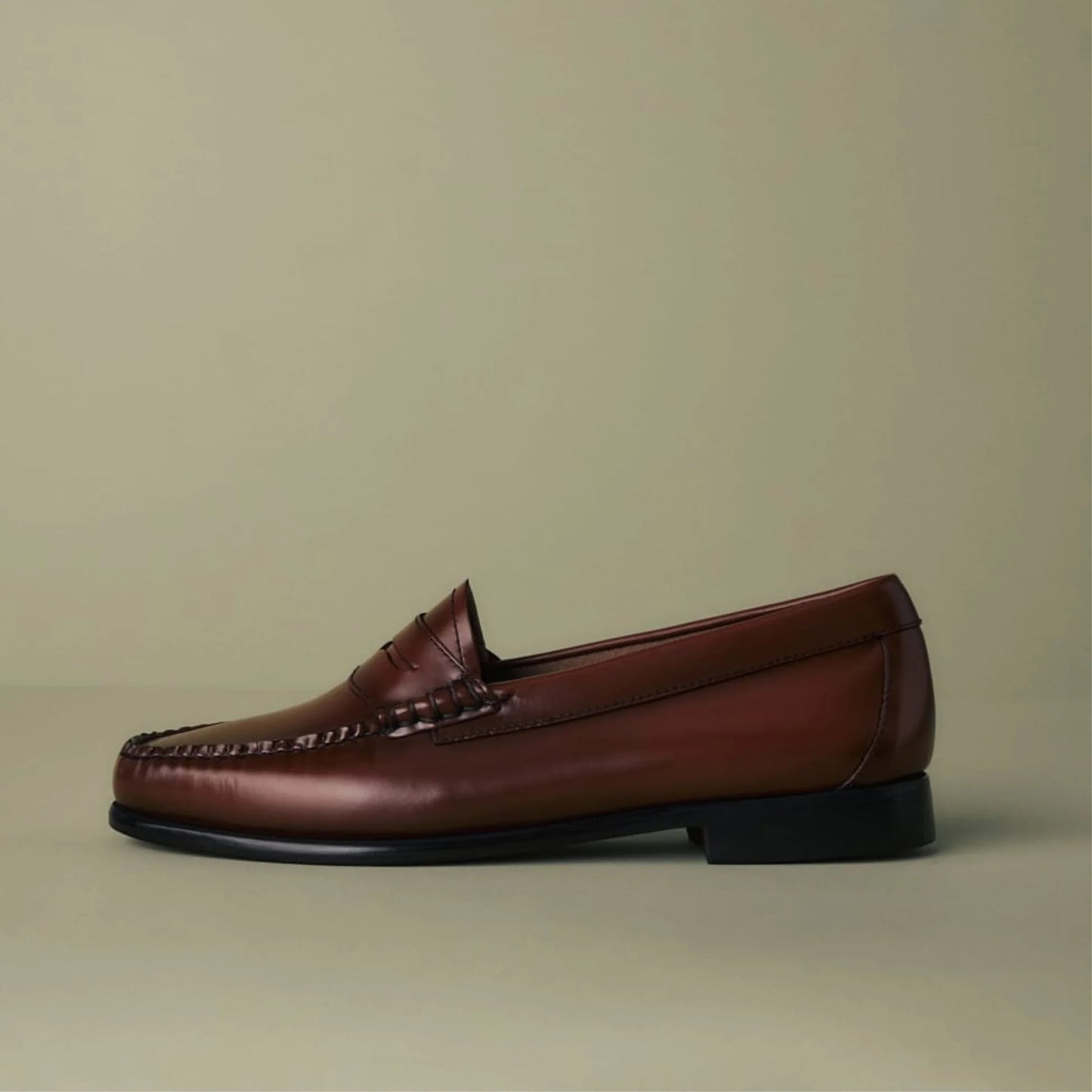 G. H. BASS -  WEEJUN WOMEN'S PENNY - WINE LEATHER