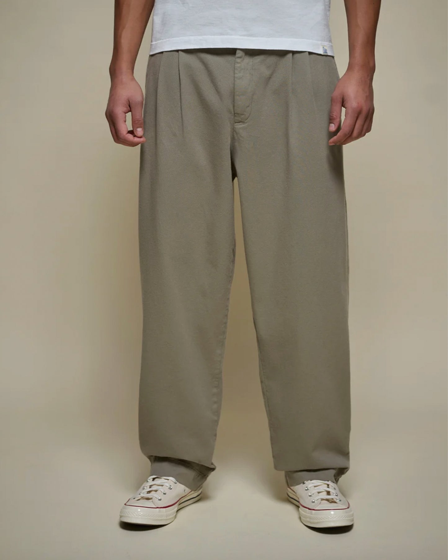 MERZ B. SCHWANEN RIDER01T PLEATED TWILL PANTS - VINTAGE ARMY