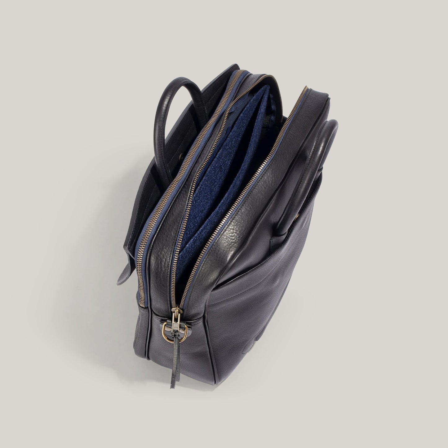 BLEU DE CHAUFFE ZEPPO BUSINESS BAG - BLACK