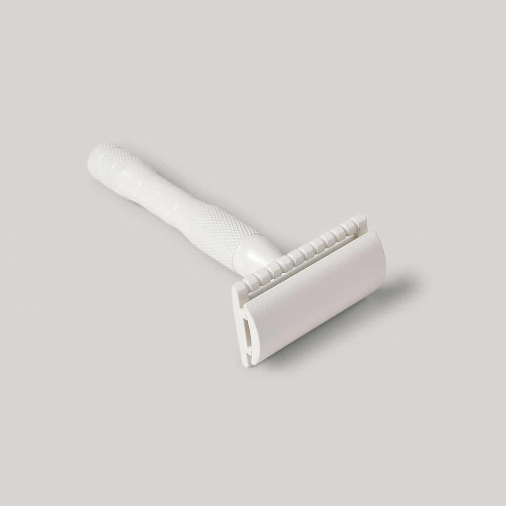 WELL KEPT SAFETY RAZOR - CREAM